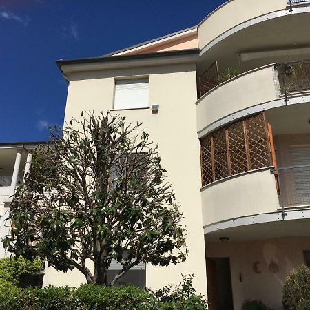 La Casa Di Lory Lägenhet Falconara Marittima Exteriör bild